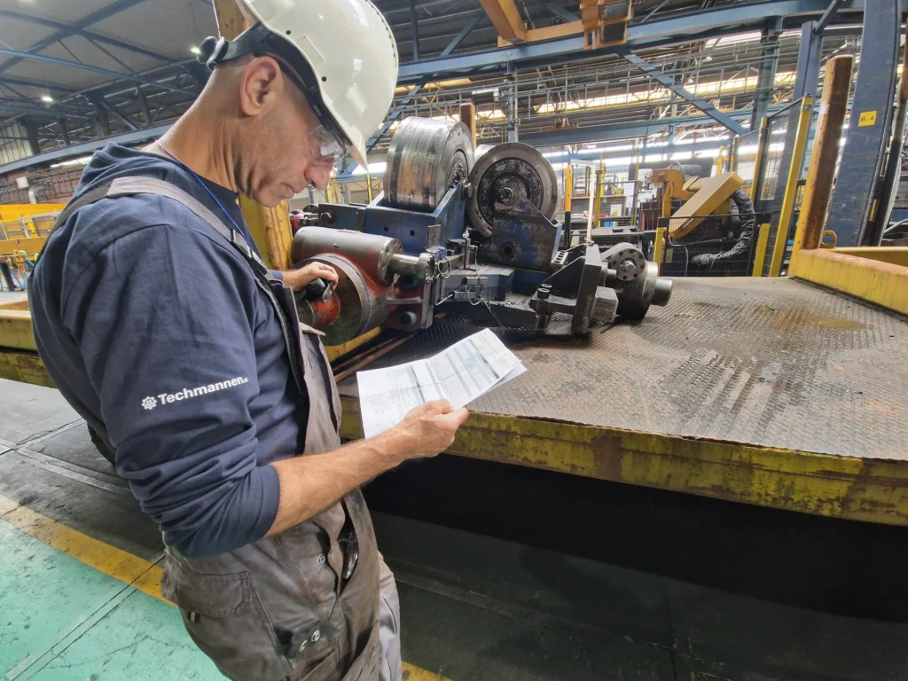 Yusuf in actie voor Techmannen als (storings)monteur